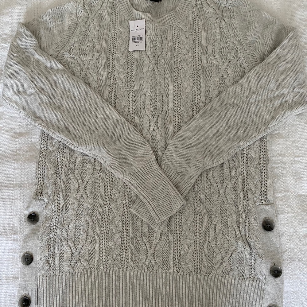 Ann Taylor chunky knit sweater gray